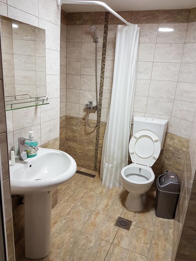 Venecia Plaza Struga Hotel Bagian luar foto