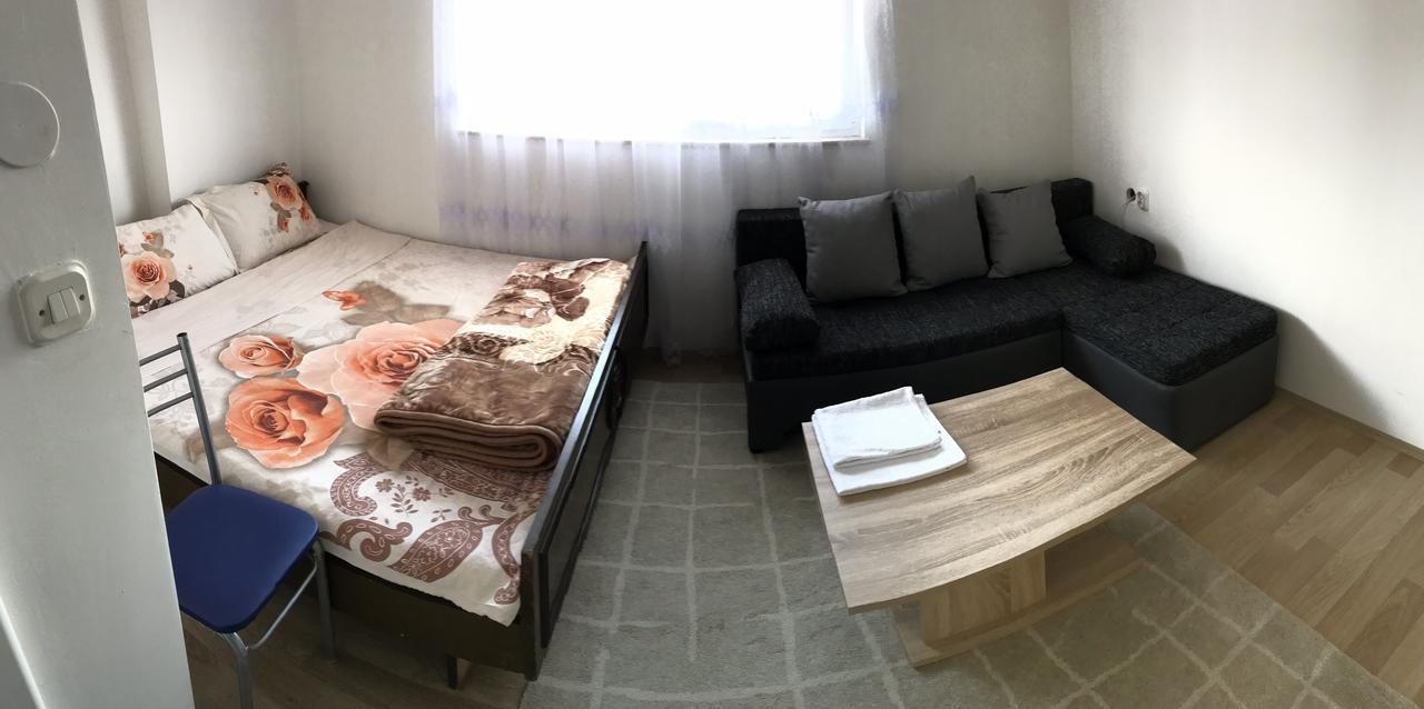Venecia Plaza Struga Hotel Bagian luar foto